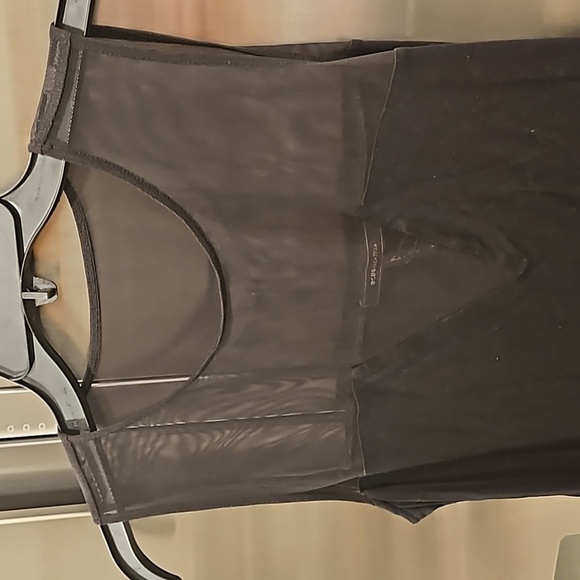 💕BCBGMAXAZRIA💕 Sia Mesh Detail Sleevless Top ~ 100% Modal Black Small S NWT - Picture 3 of 7
